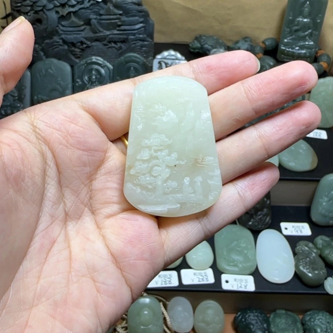 和田玉未镶嵌挂件