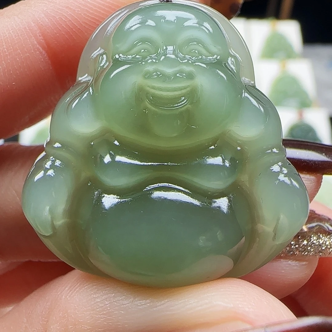 和田玉未镶嵌吊坠(赠链)