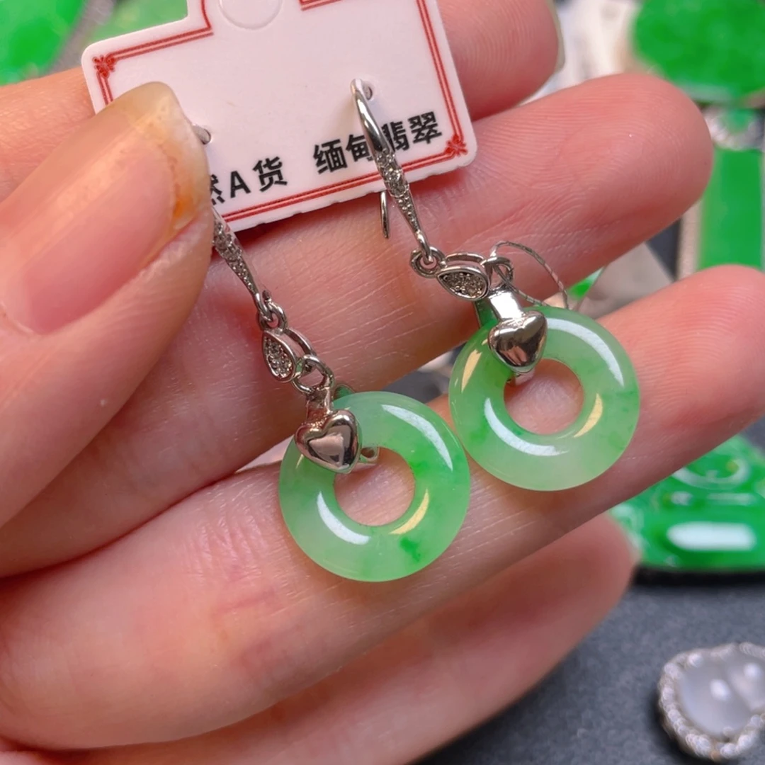 颈饰银S925镶嵌翡翠耳坠