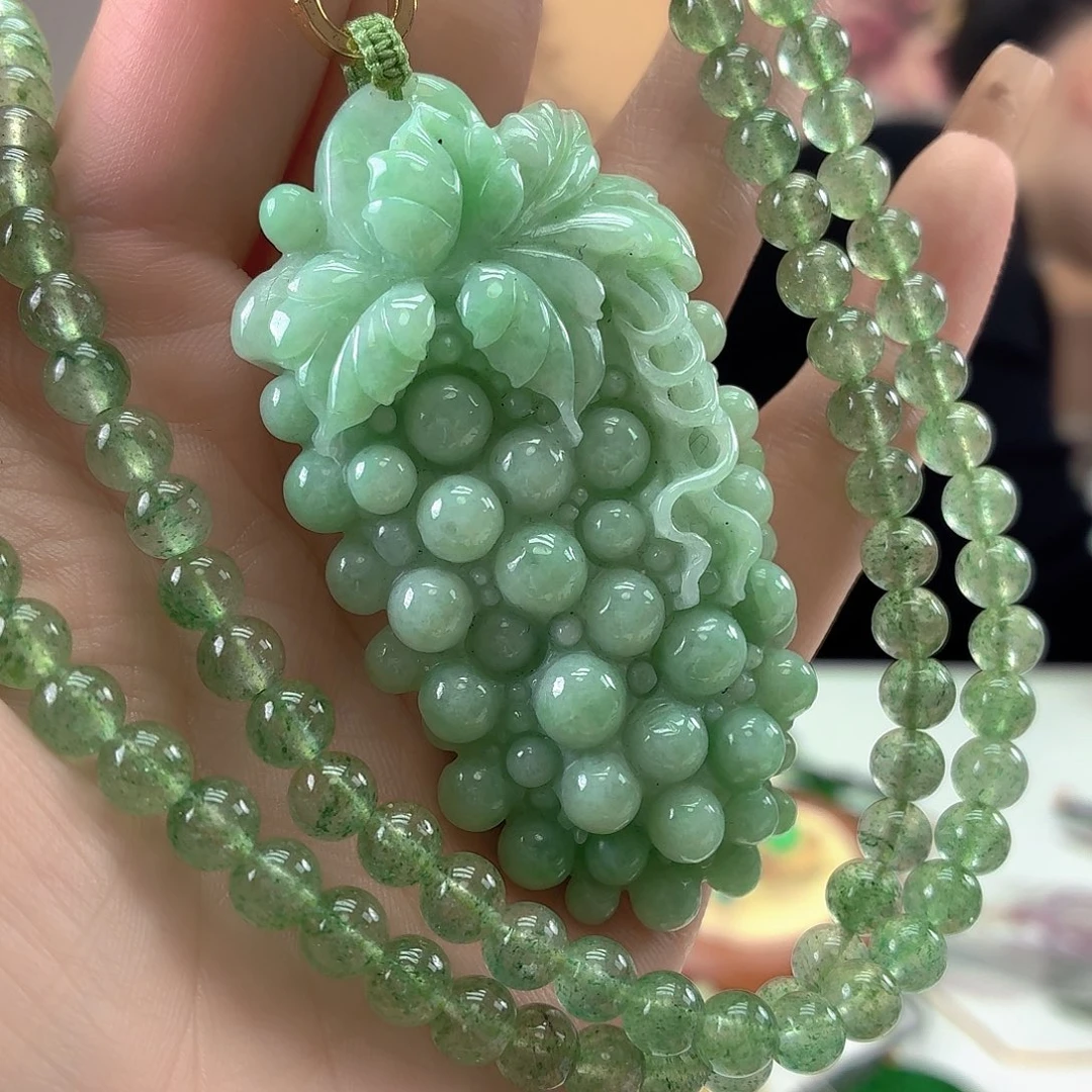 翡翠未镶嵌颈饰翡翠