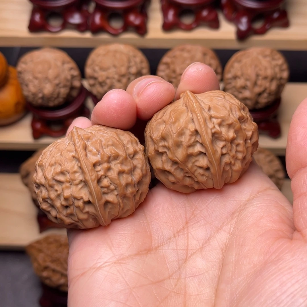 文玩核桃吊坠黄松峪