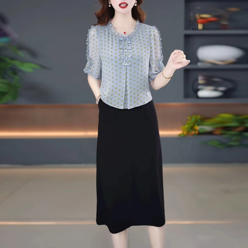 中年妈妈洋气假两件波点连衣裙2025夏新款修身遮肚显瘦木耳边裙子