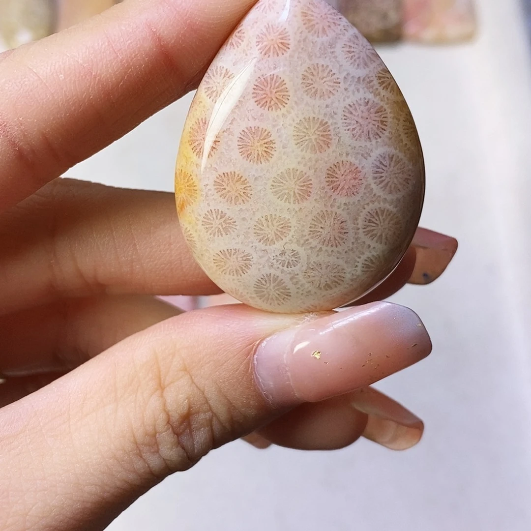 合金颈饰硅化玉用****8