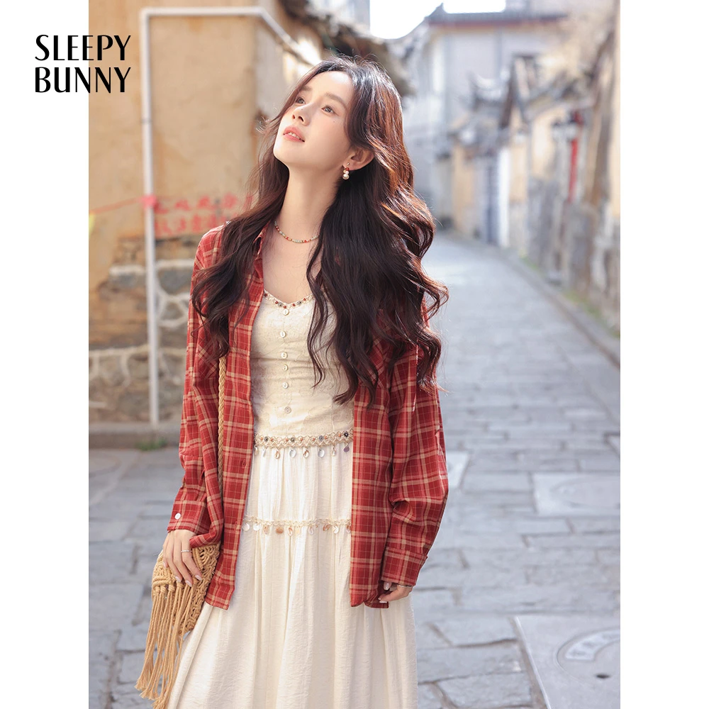 瞌睡兔 【廊桥珠络】花边吊带女春夏修身收腰显瘦V领白色蕾丝背心