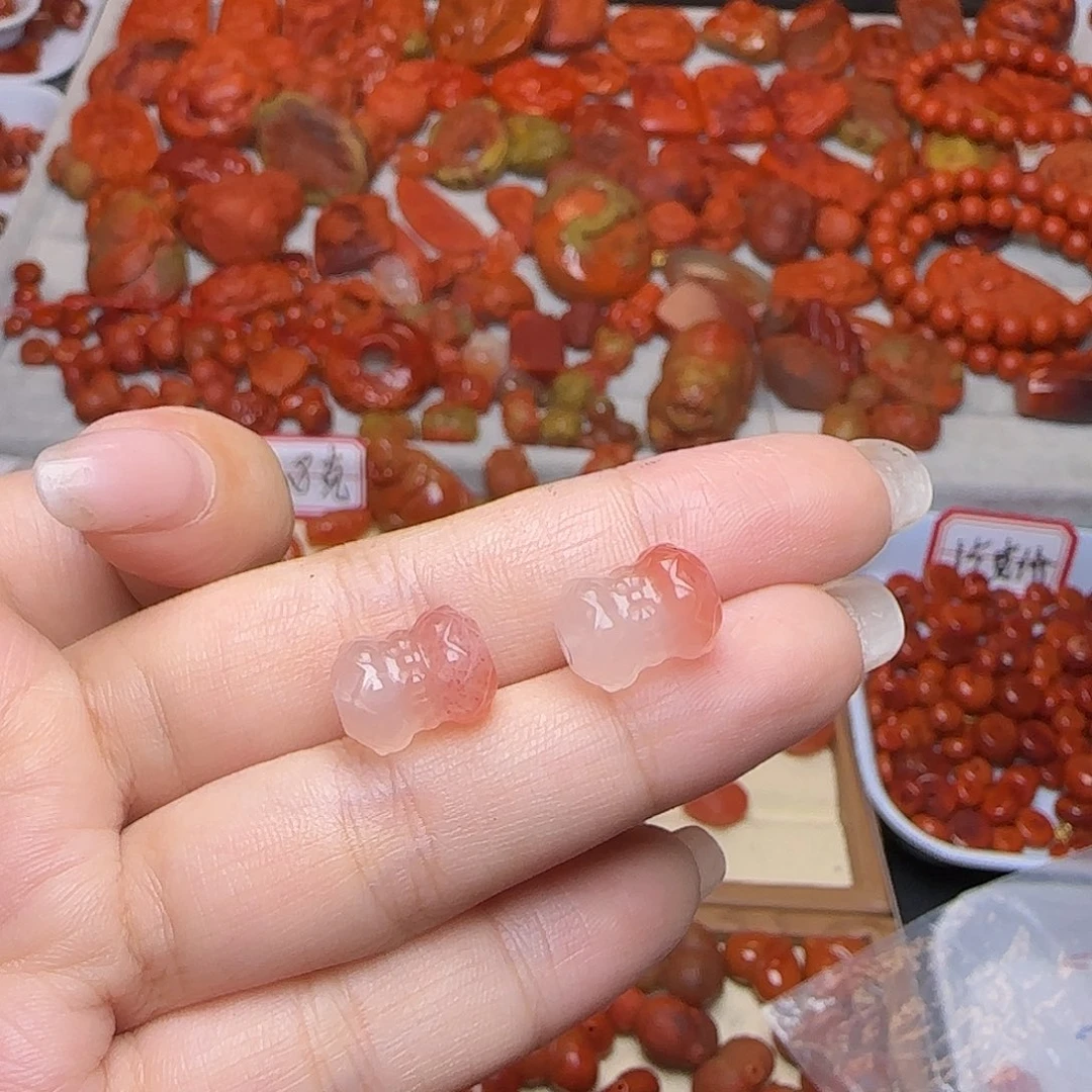 南红玛瑙未镶嵌吊坠(不含链)