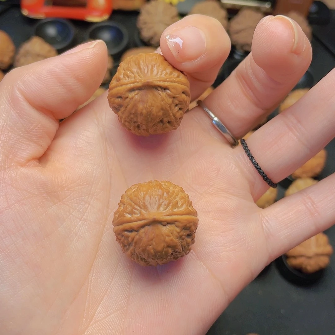 文玩核桃把件古*师文玩核桃