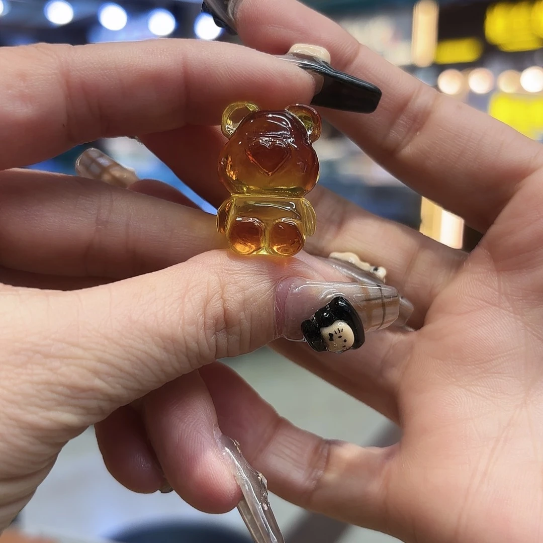 琥珀颈饰未镶嵌琥珀