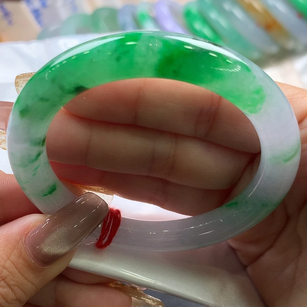 翡翠未镶嵌手镯51.6圆条