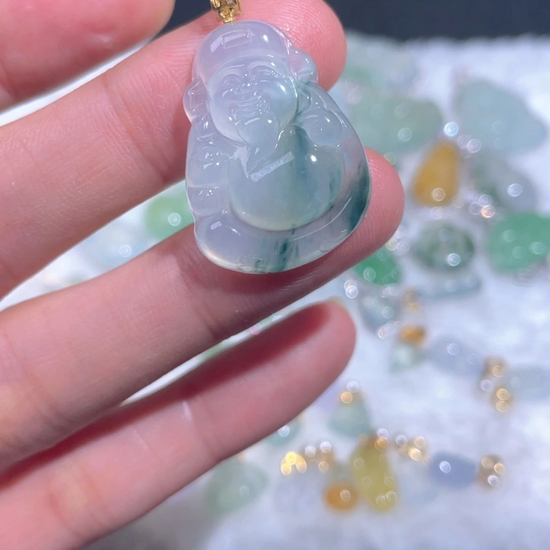 翡翠18K金镶嵌颈饰翡翠