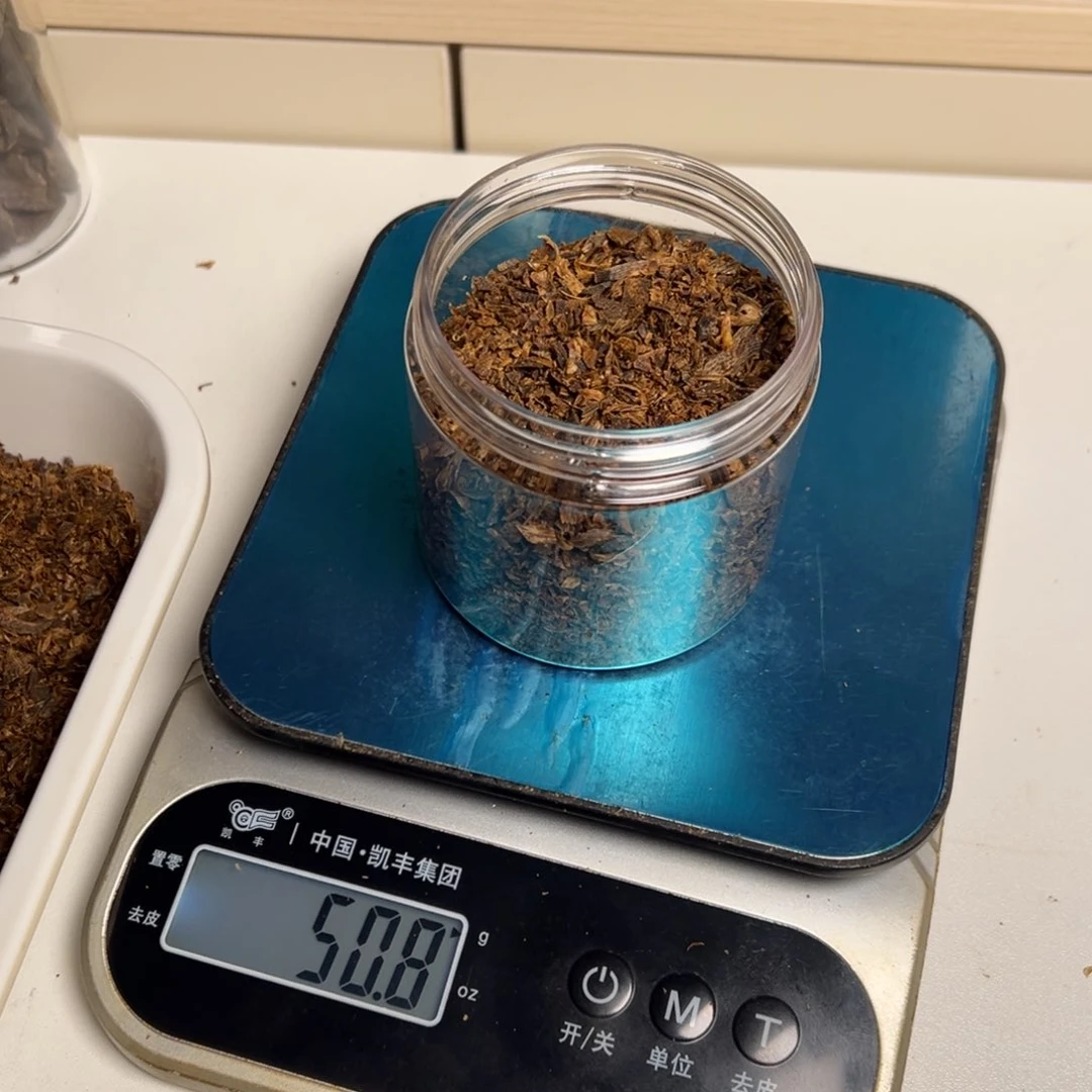 树脂制品茶**温海南天然老白棋沉水树丁切料50克