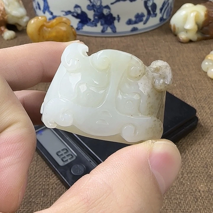 和田玉未镶嵌挂件