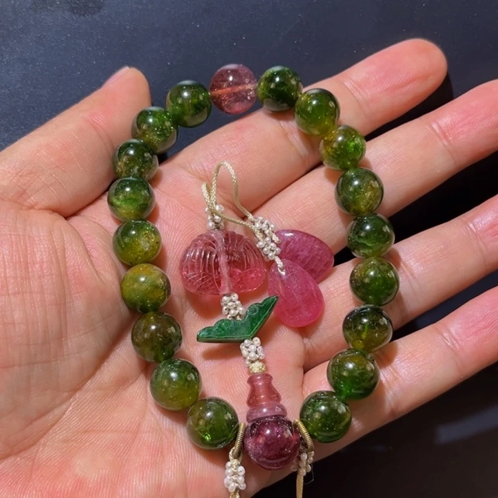 碧玺颈饰未镶嵌南*