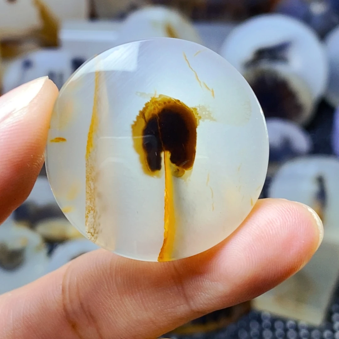 玛瑙/玉髓未镶嵌珠宝奇石