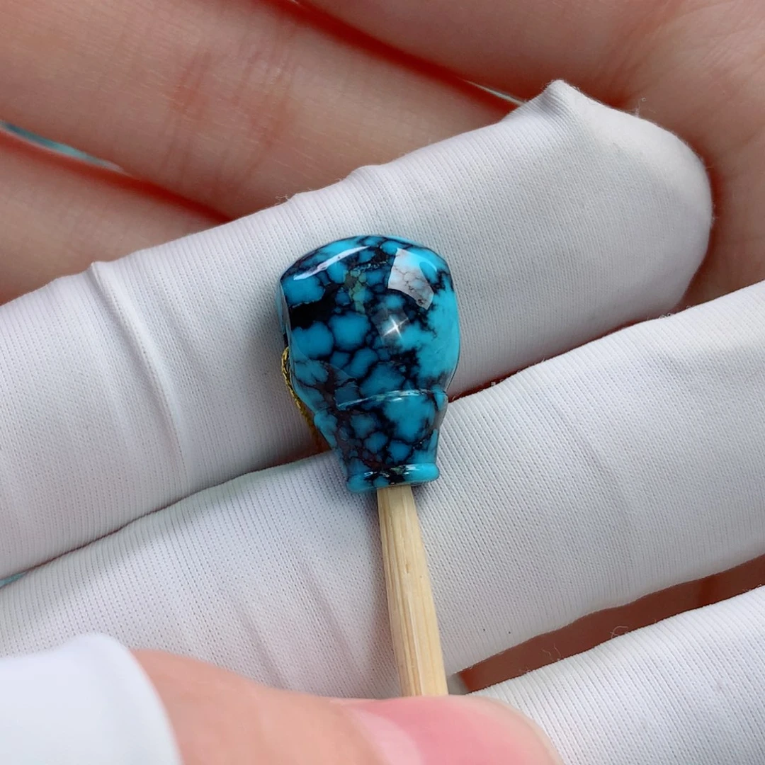 未镶嵌绿松石颈饰