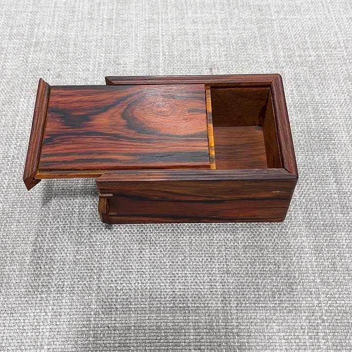 手工艺品琉璃红木工艺品雕刻工艺