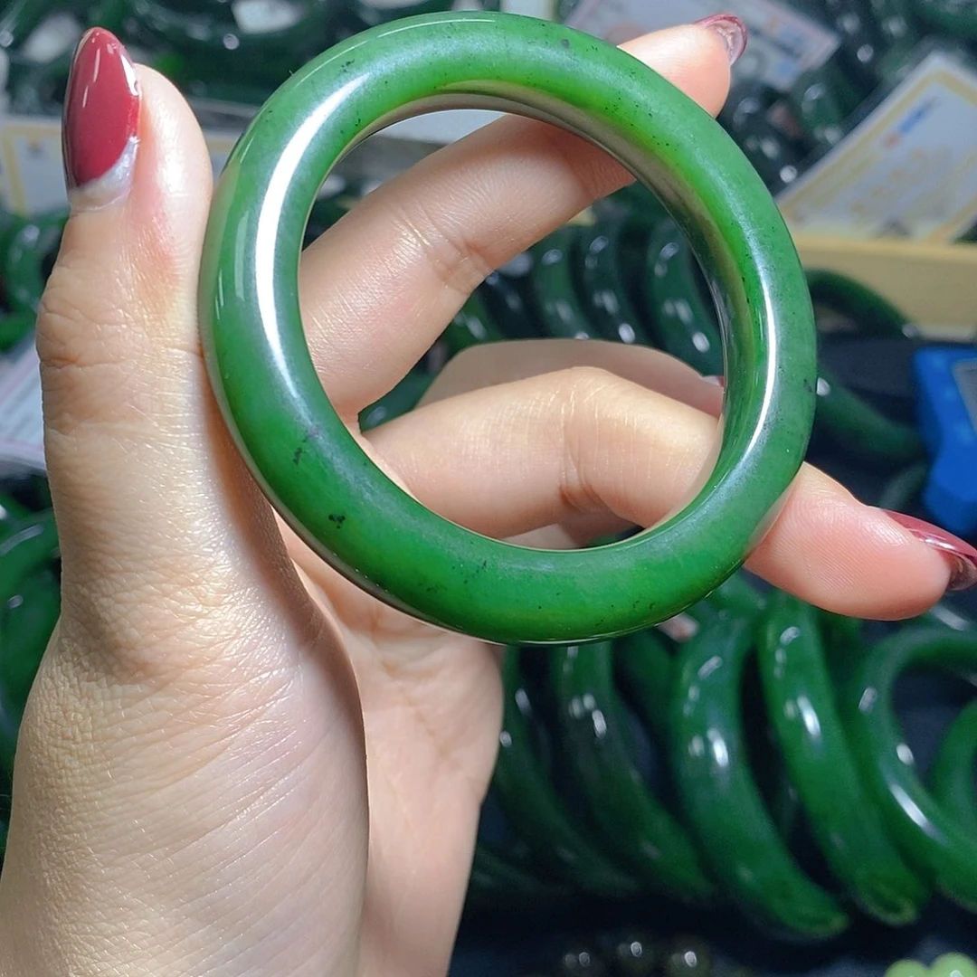 *****和田玉未镶嵌手链