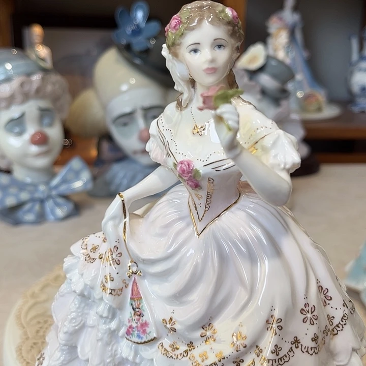 杯欧洲中古瓷器摆件