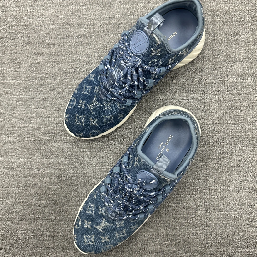 99新 LouisVuitton/路易威登 40 lv runaway 牛仔布运动鞋
