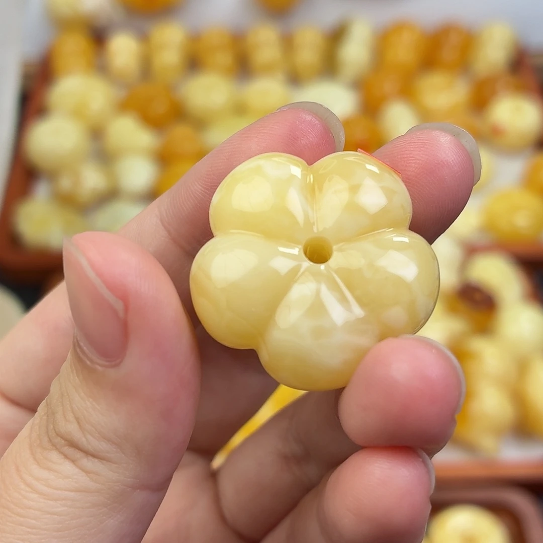 蜜蜡未镶嵌毛衣链蜜蜡
