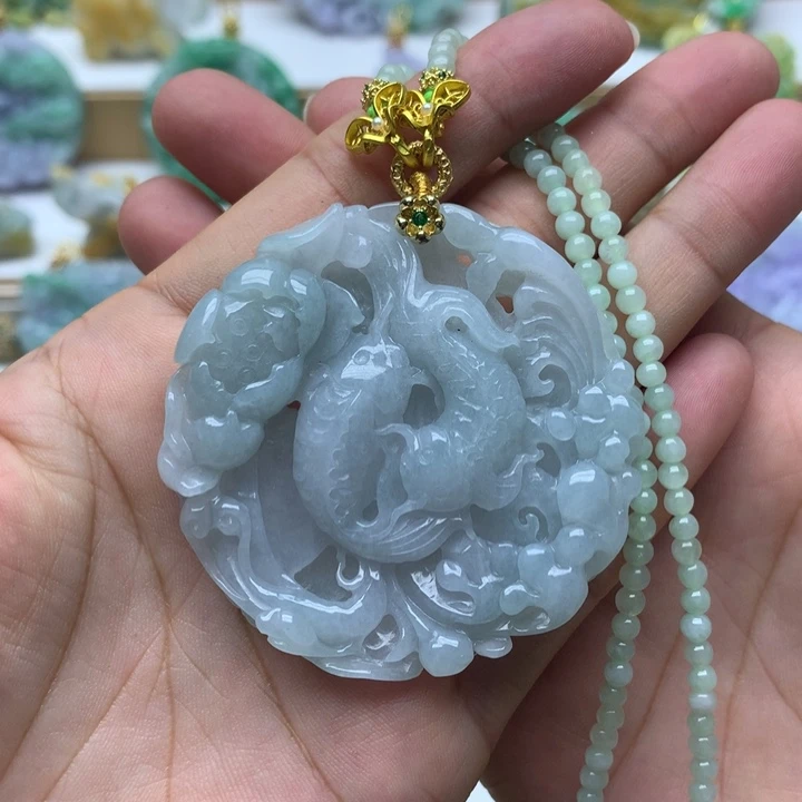 颈饰未镶嵌翡翠翡翠