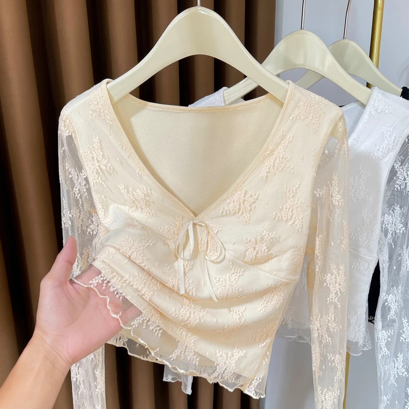 加绒V领蕾丝打底衫女长袖2024新款设计感蝴蝶结性感网纱内搭上衣