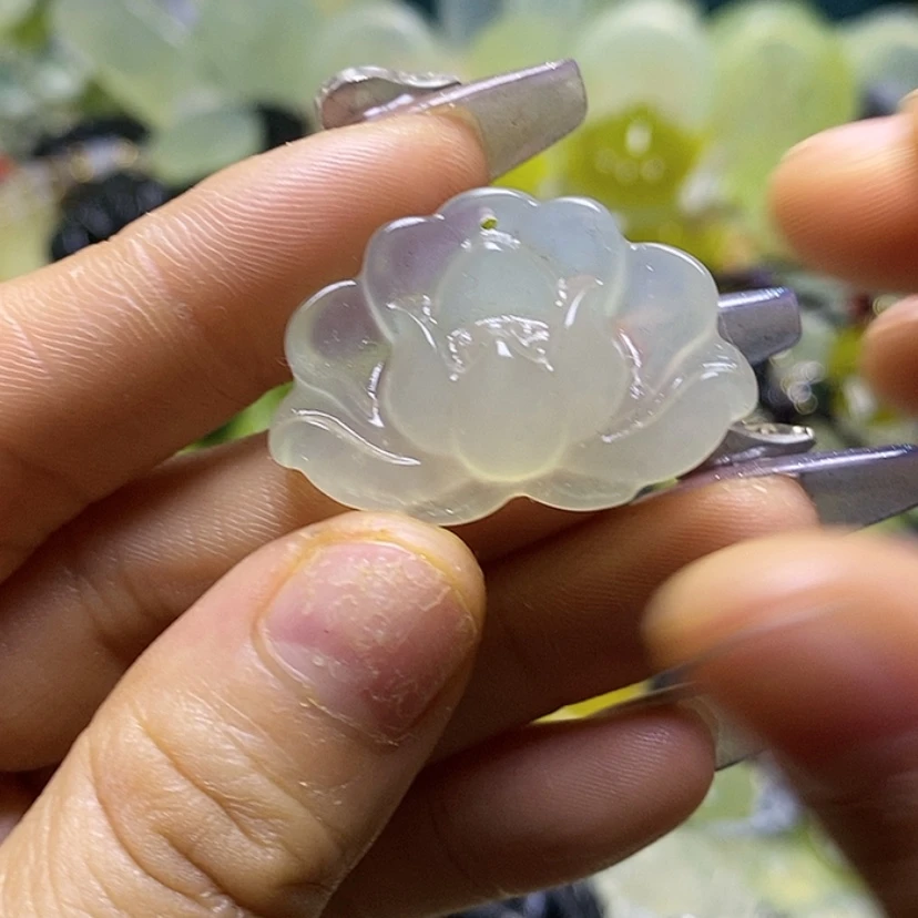 【闪购商品】蛇纹石玉颈饰未镶嵌