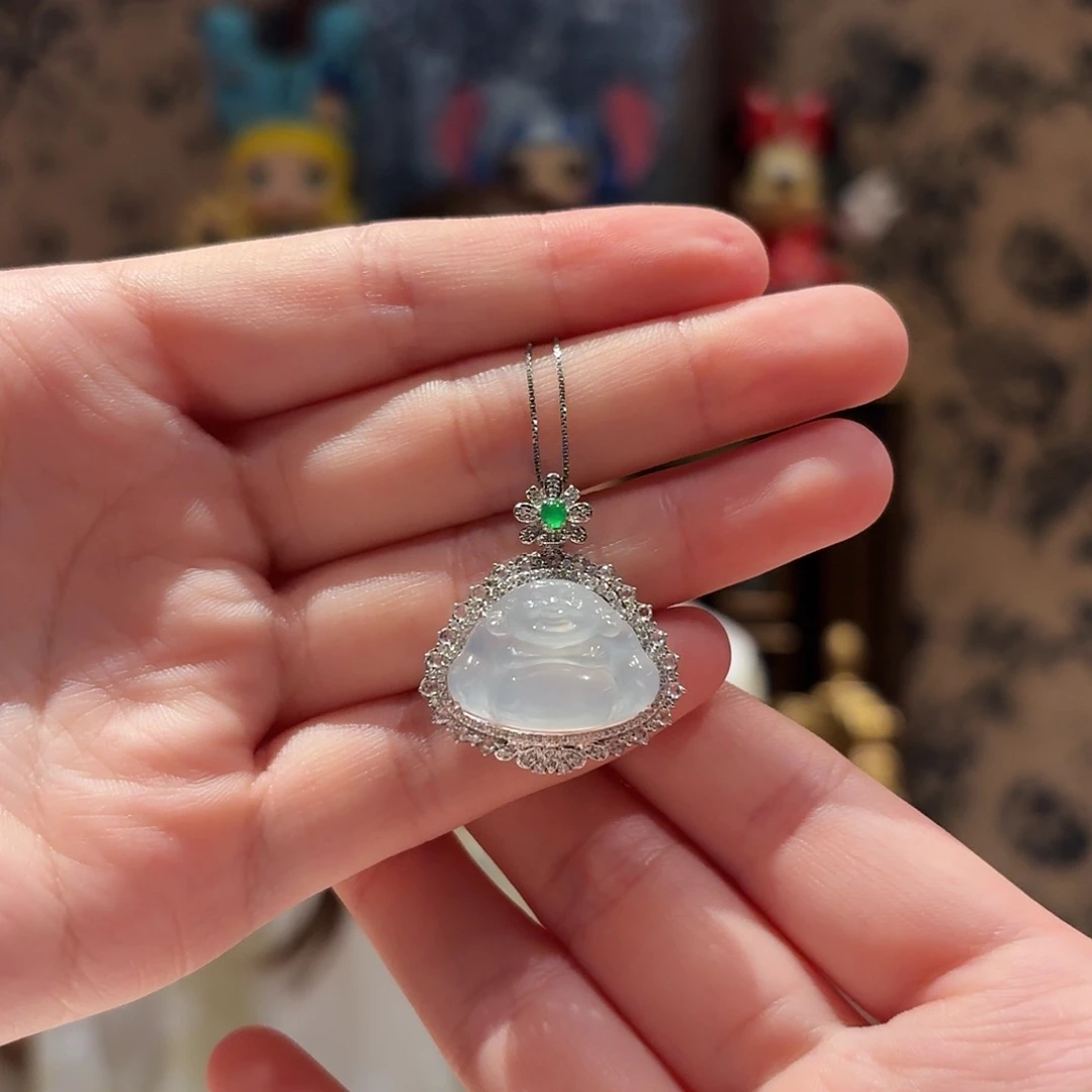 翡翠18K金镶嵌吊坠(赠链)