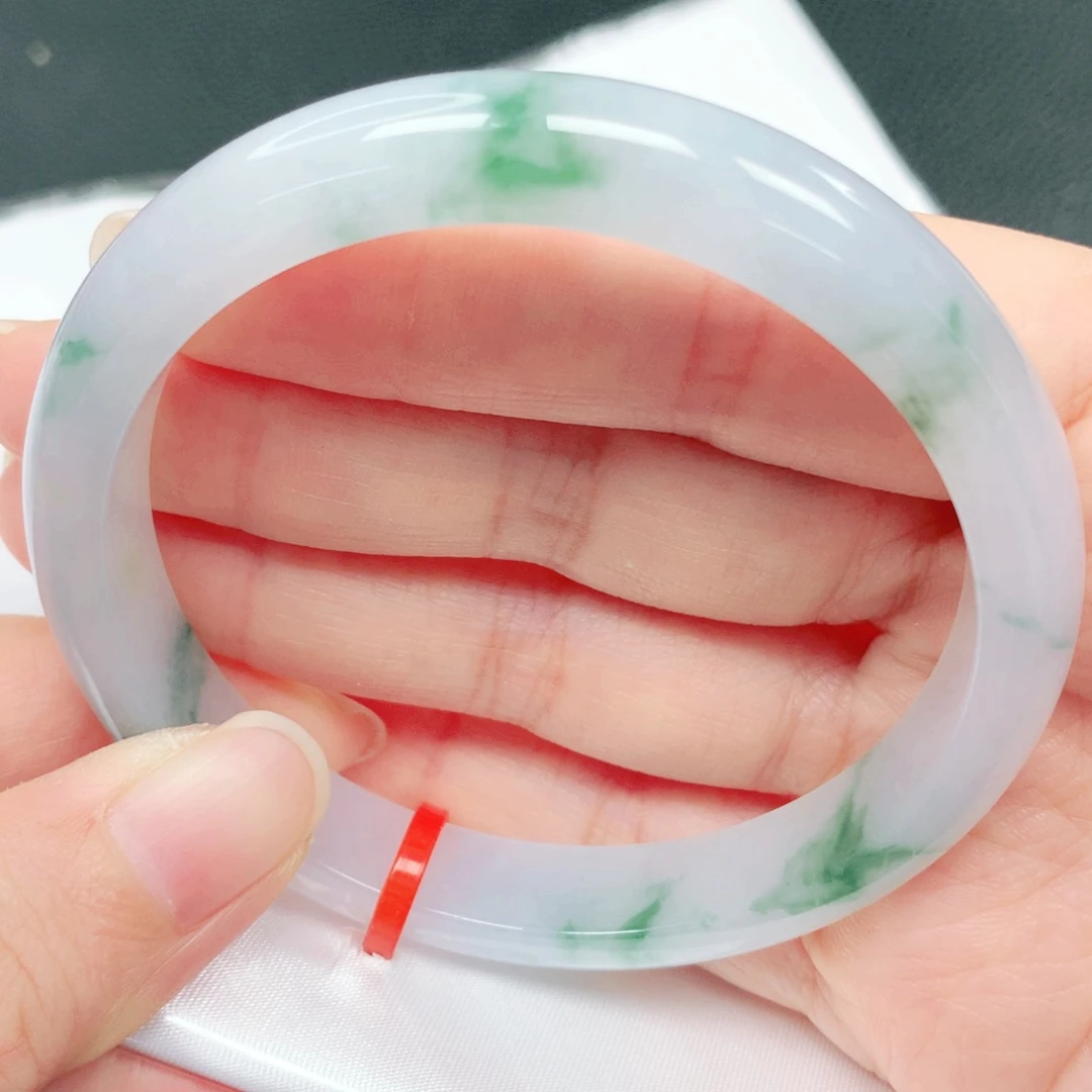 翡翠未镶嵌手镯57圈