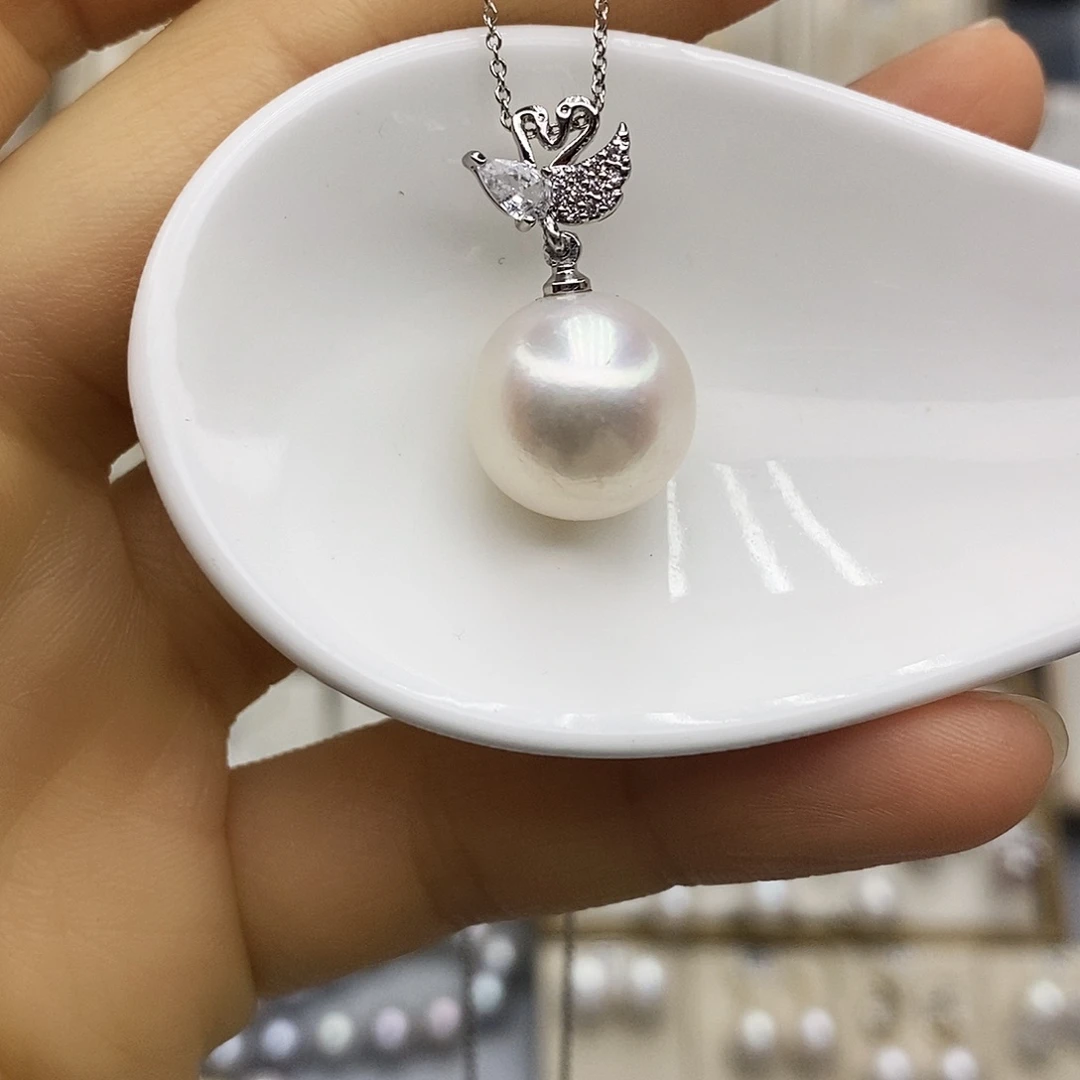 淡水珍珠颈饰合金