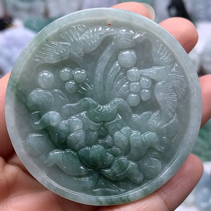 翡翠未镶嵌颈饰花开富贵福利
