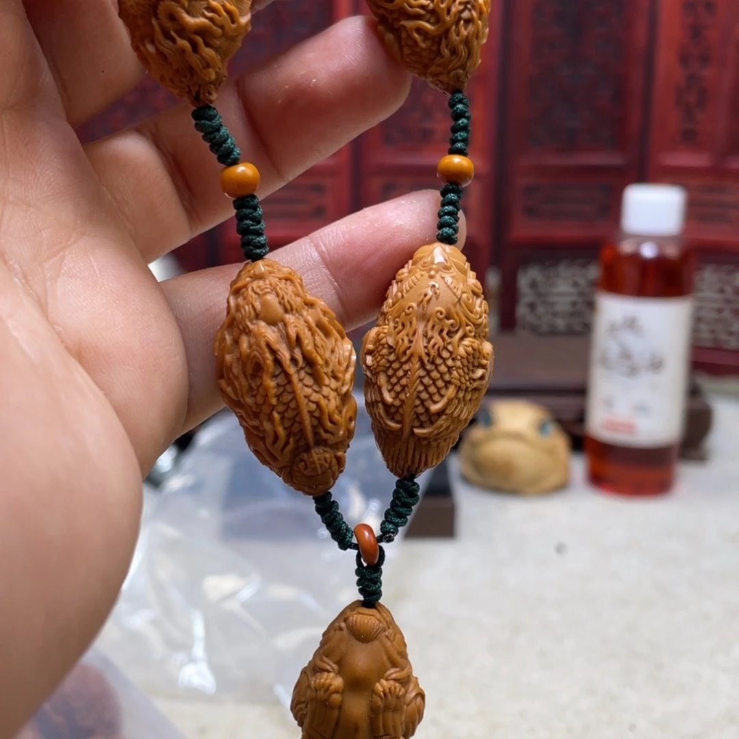 橄榄核吊坠橄榄核雕