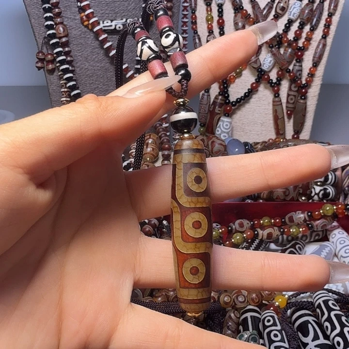 好***活玛瑙/玉髓未镶嵌颈饰