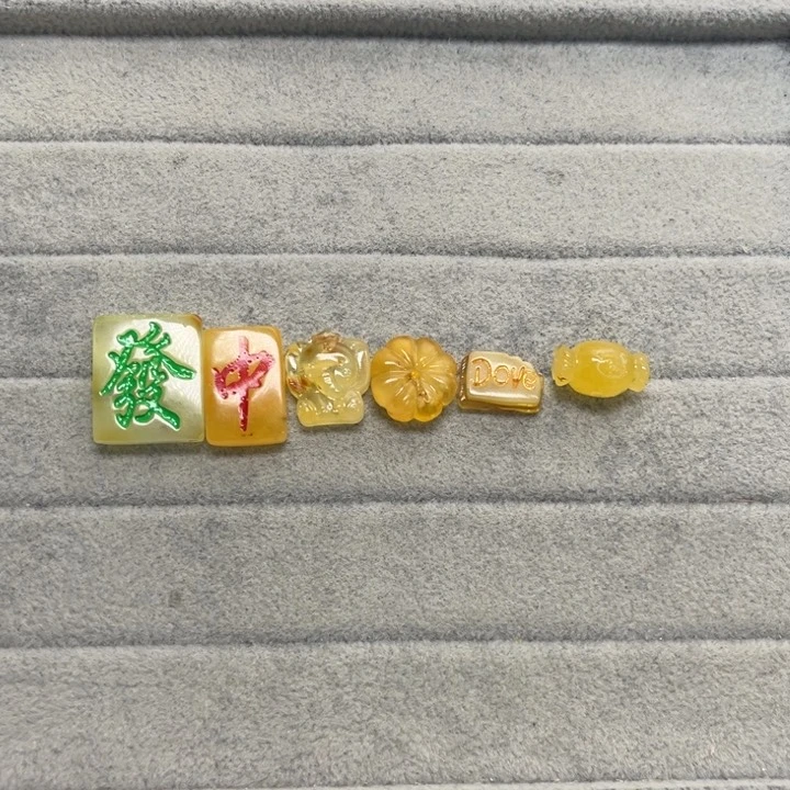 未镶嵌蜜蜡裸石天然琥珀蜜蜡配件