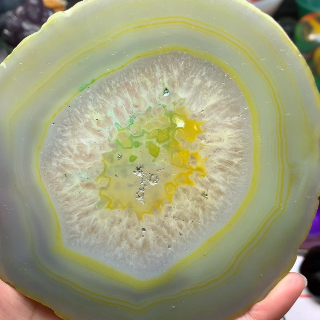 玛瑙手饰未镶嵌大****格