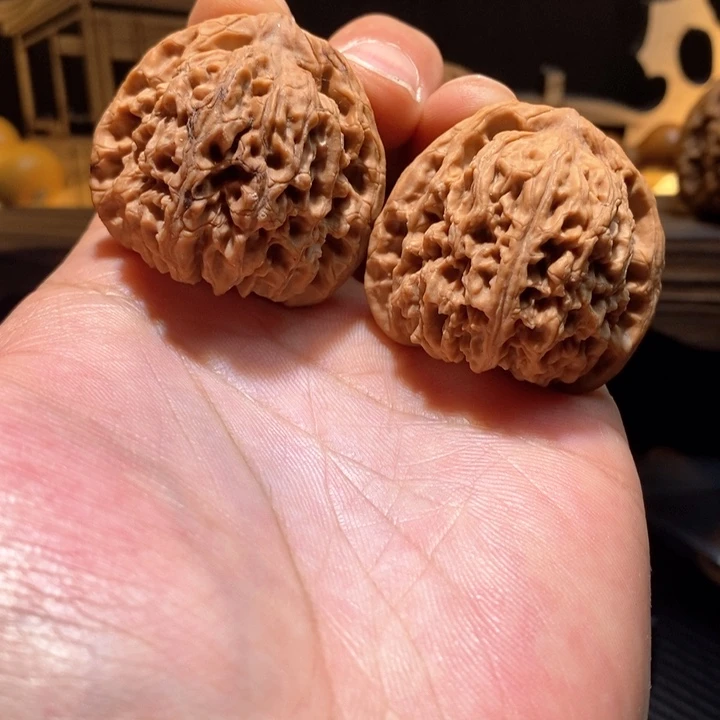 文玩核桃把件Q****E40矮正福利