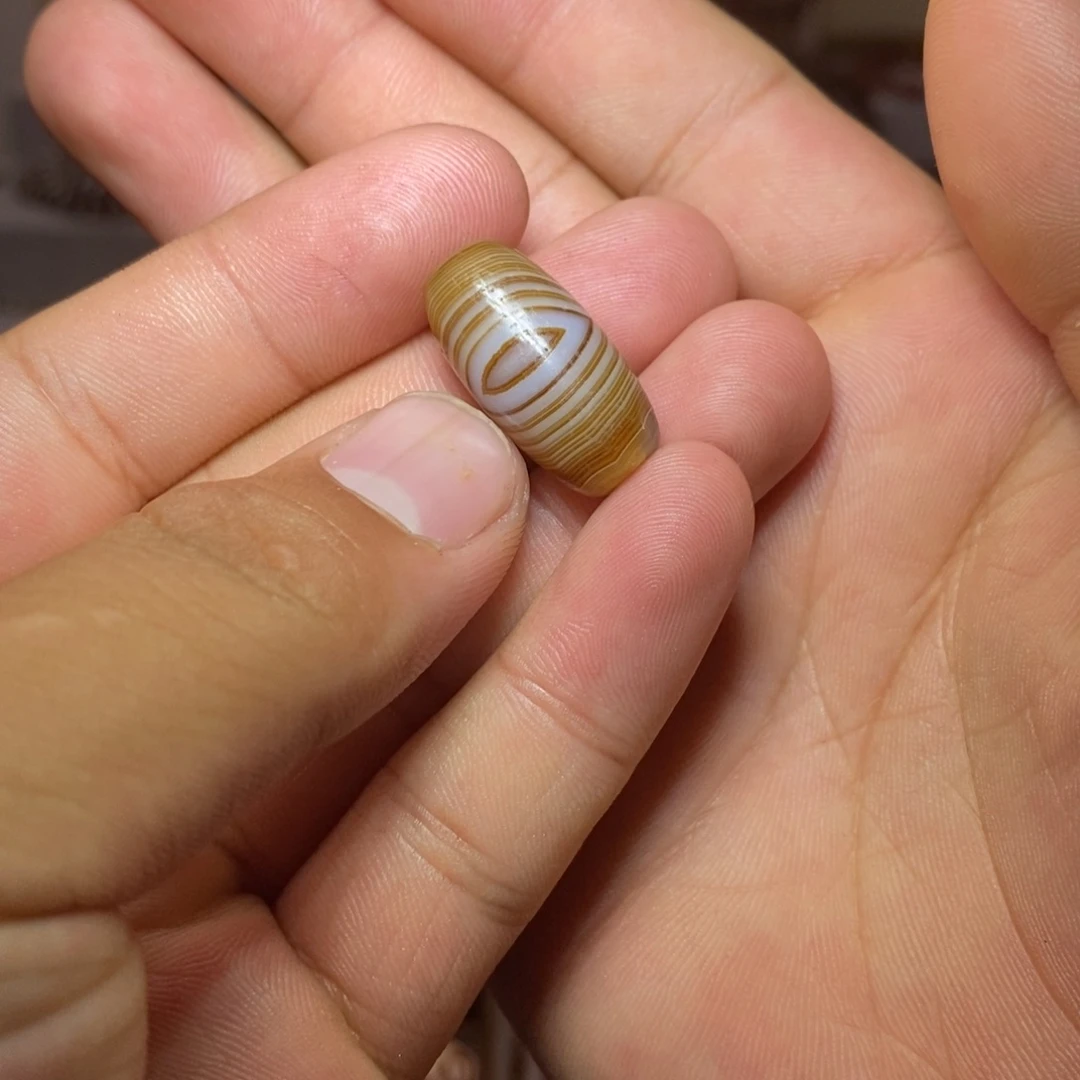 张***玛瑙/玉髓未镶嵌颈饰