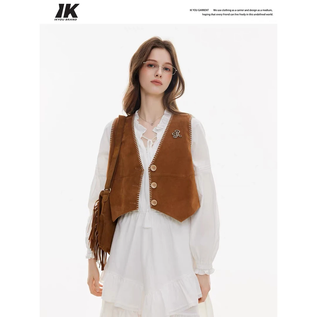 ikyou设计感小众温柔风连衣裙女春秋新款长袖气质v领度假蛋糕长裙