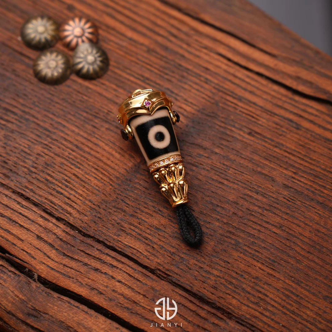 【见一文玩】藏传珠改分体三通镶蚀两眼时来运转文玩配饰 JY004-3