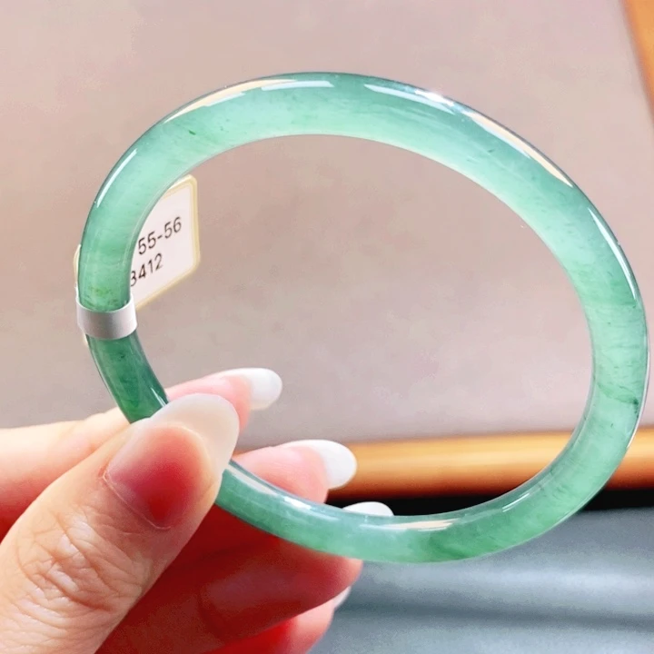 翡翠未镶嵌手镯翡翠手镯35