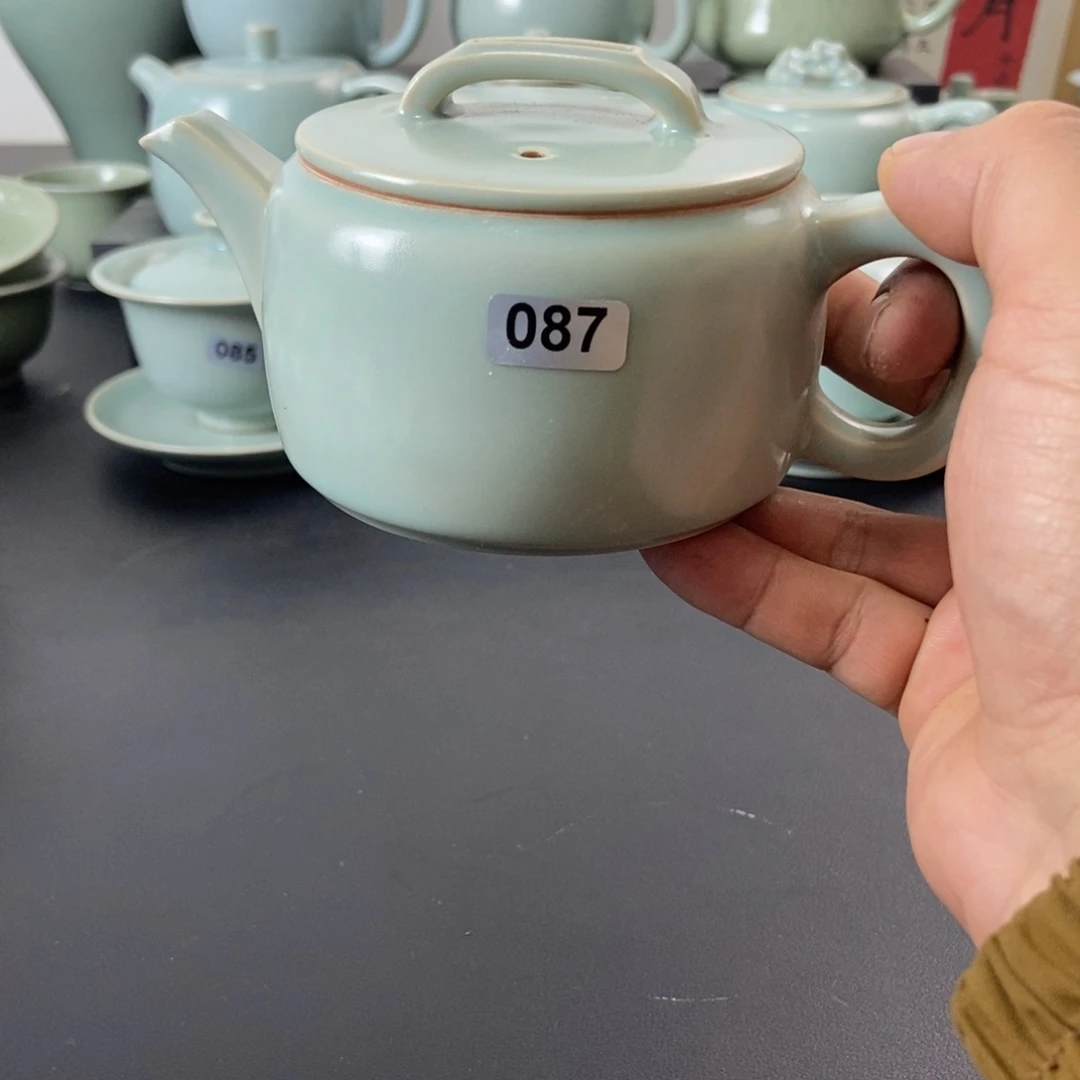 微瑕仿古釉手工汉瓦壶无礼盒