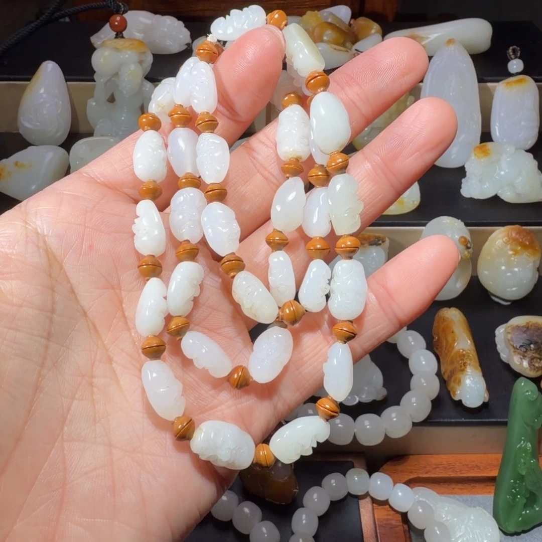 和田玉未镶嵌手链