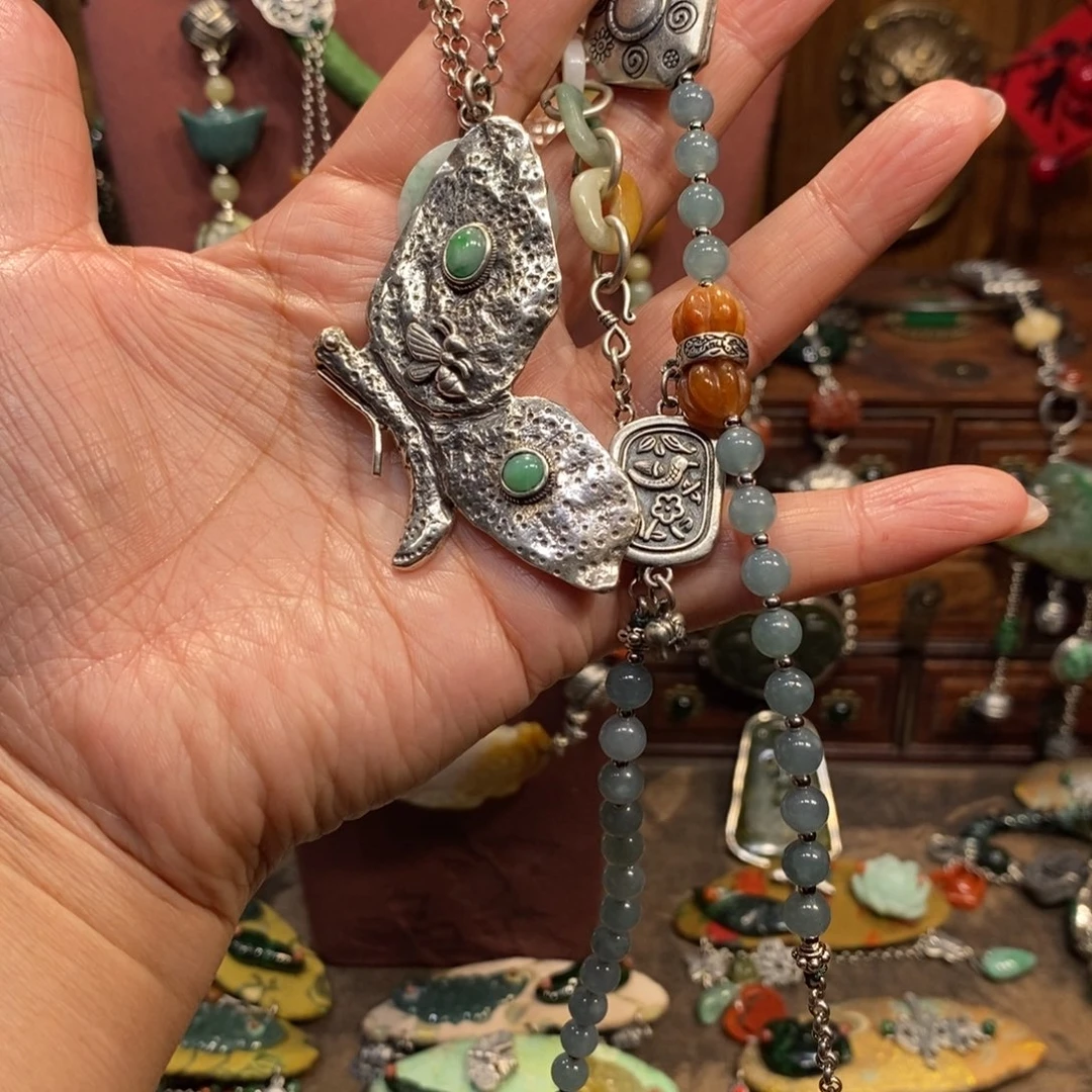 翡翠吊坠(赠链)未镶嵌