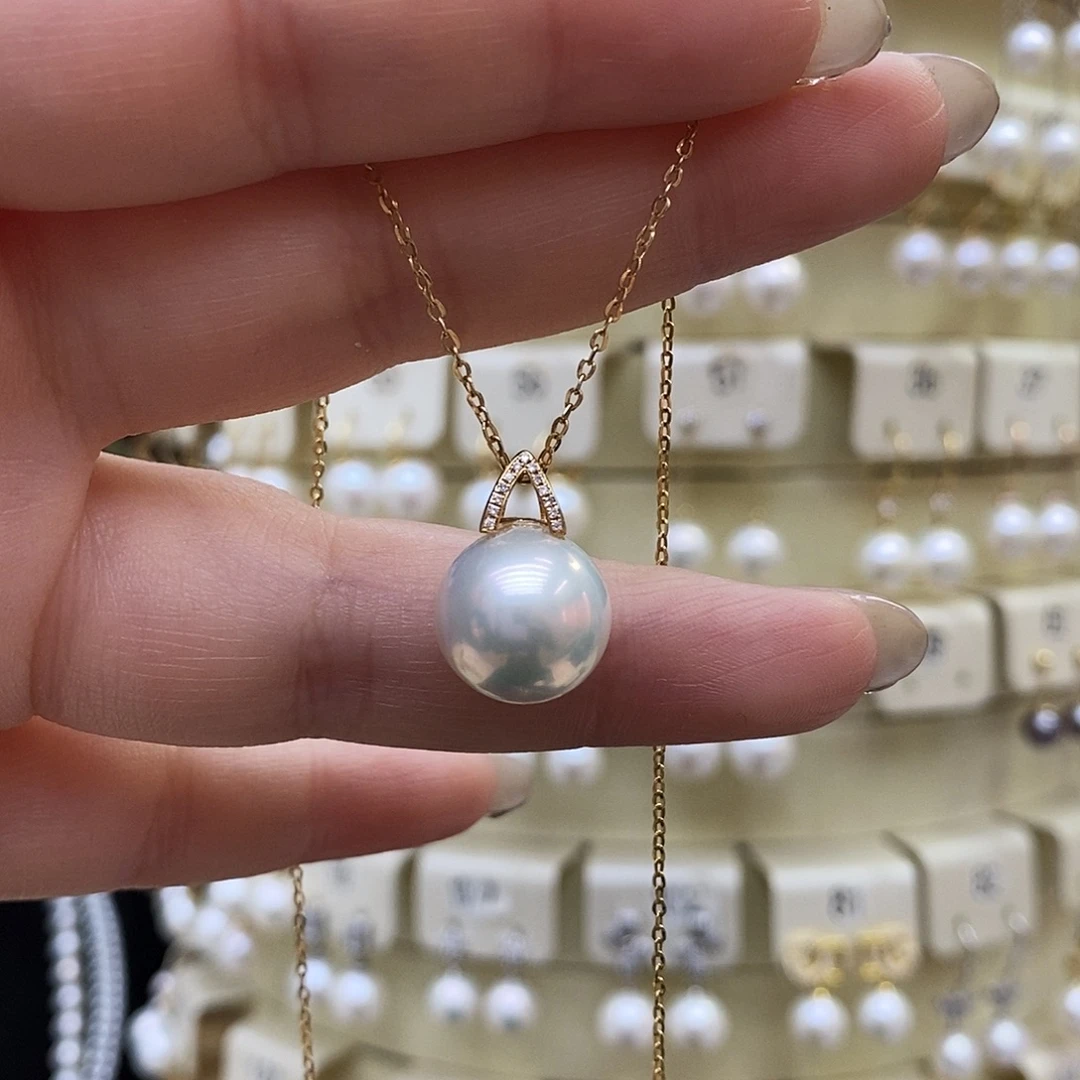 淡水珍珠吊坠18K金镶嵌