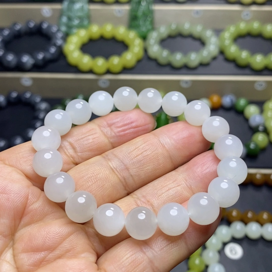 和田玉未镶嵌手串