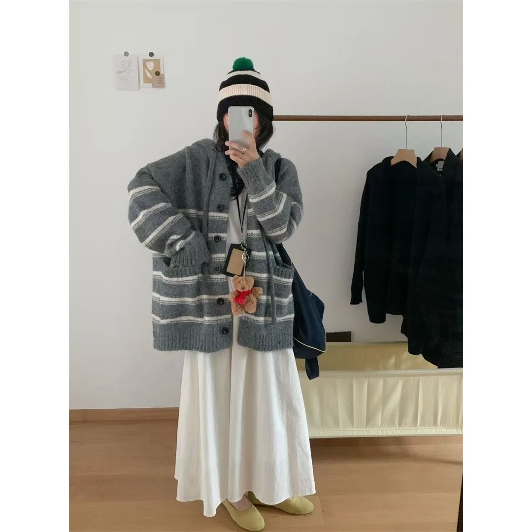 D自编102秋冬复古减龄宽松口袋软糯抽绳连帽针织衫条纹毛衣外套女