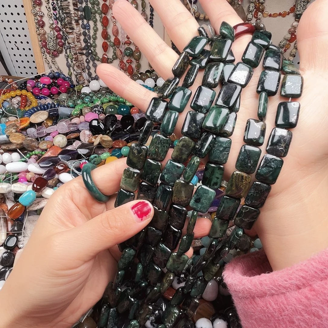 玛瑙/玉髓未镶嵌珠宝半成品墨玉