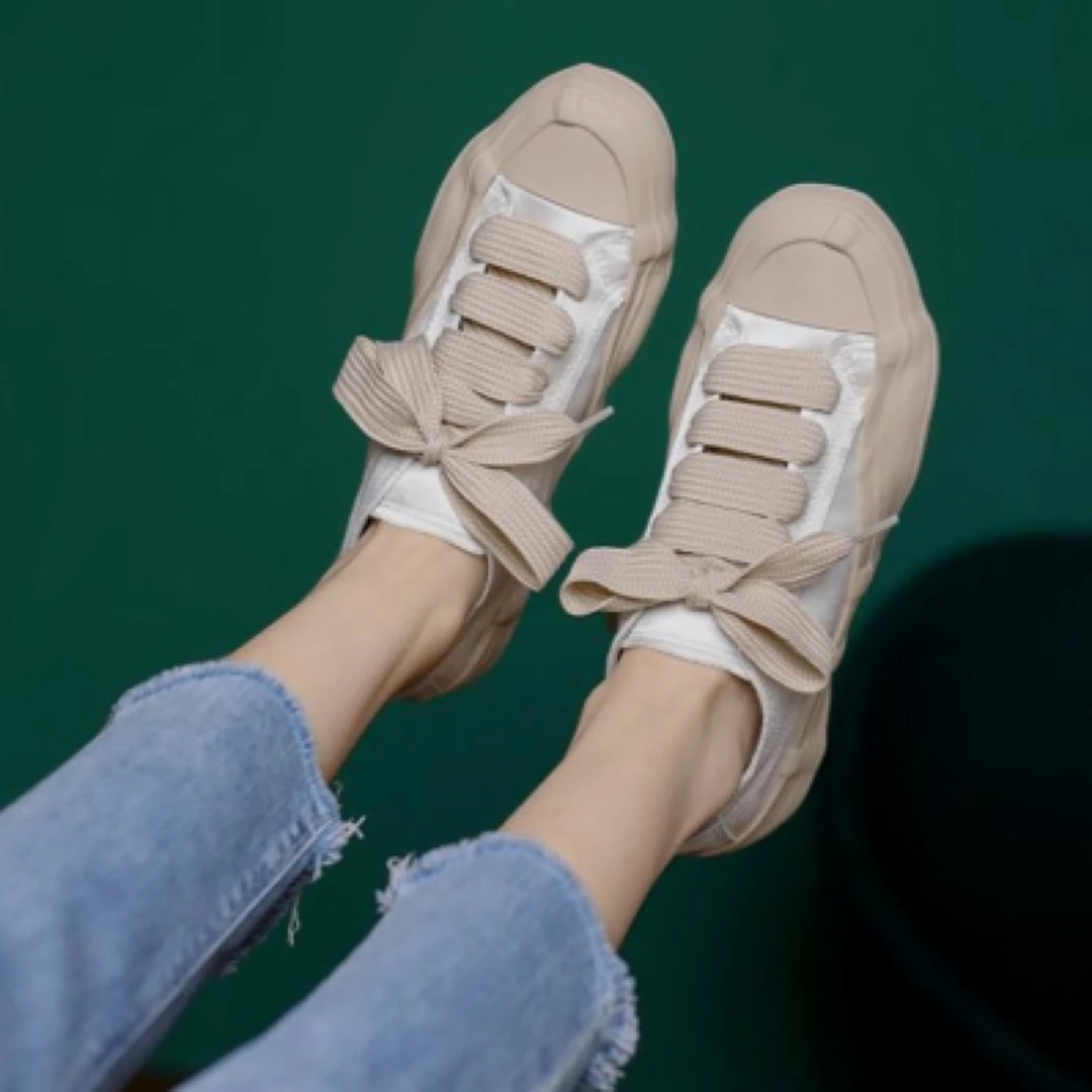 女百搭鞋子女款爆款2025新款厚底休闲鞋子女ins潮牌百搭板鞋学生