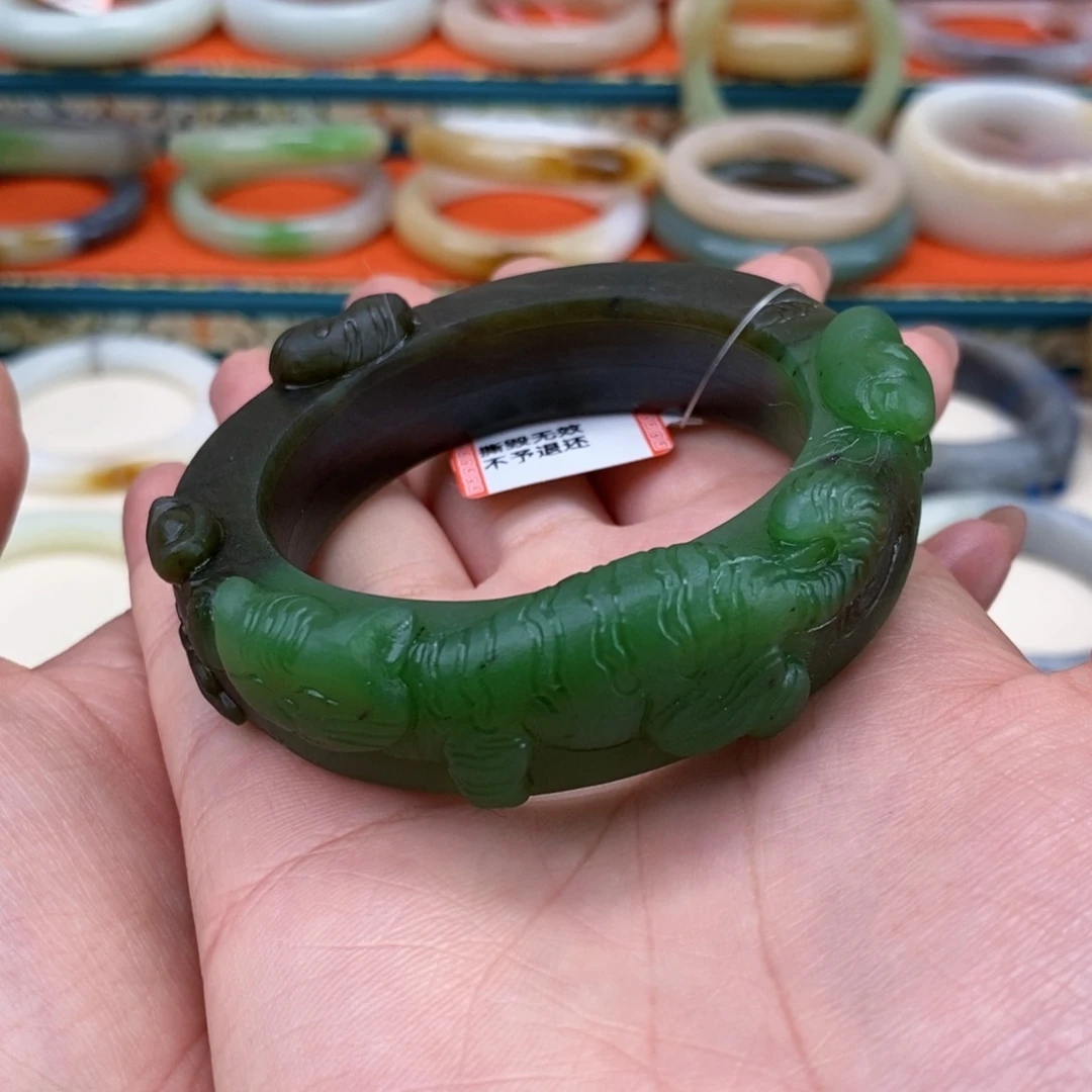 和田玉手镯定制未镶嵌用****3