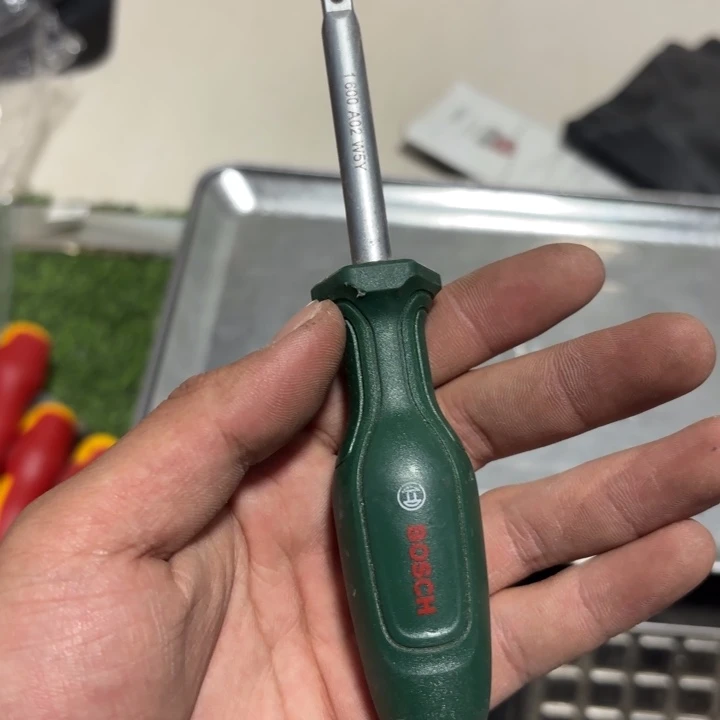 德国博世小飞旋具两个