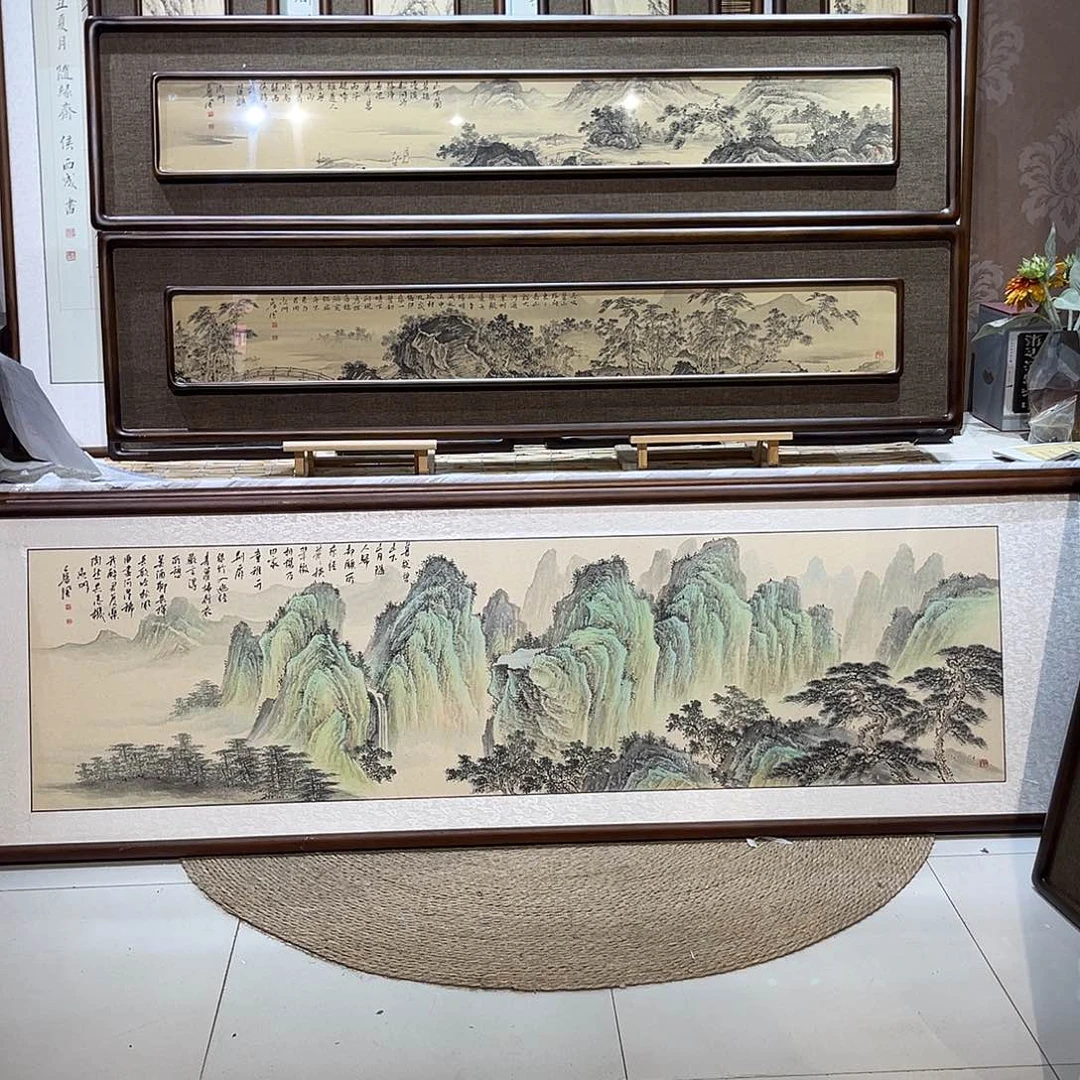 国画局**" 亲笔手绘。